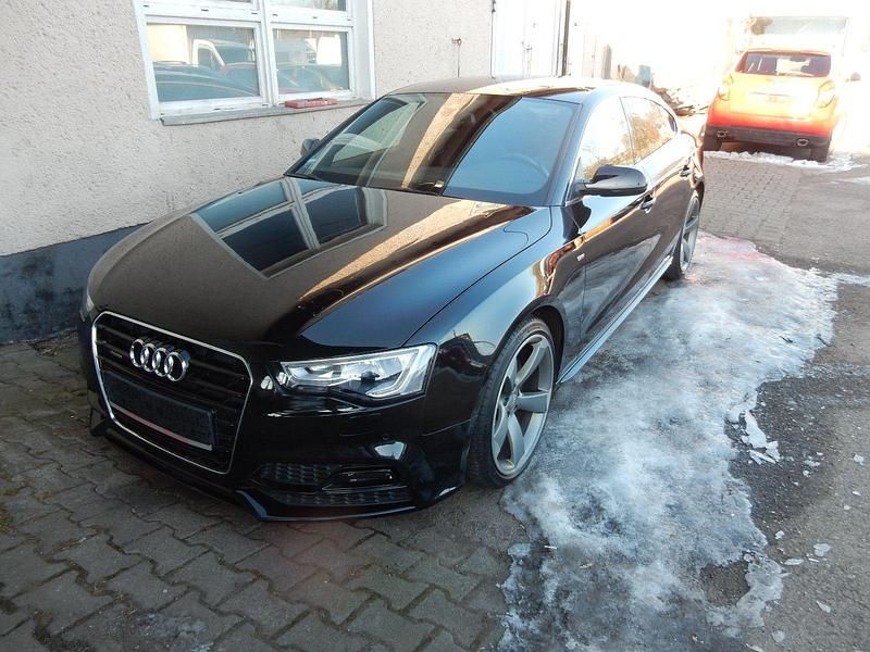Schwarz Gebraucht 2015 Audi A5 Sportback S-Line Kleinwagen | 14.999 € (Superpreis) - Bild 1/4