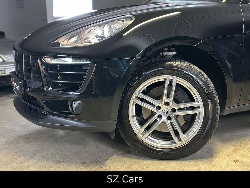 Gebraucht Porsche Macan 252 PS (185 kW) 2018 Schwarz SUV