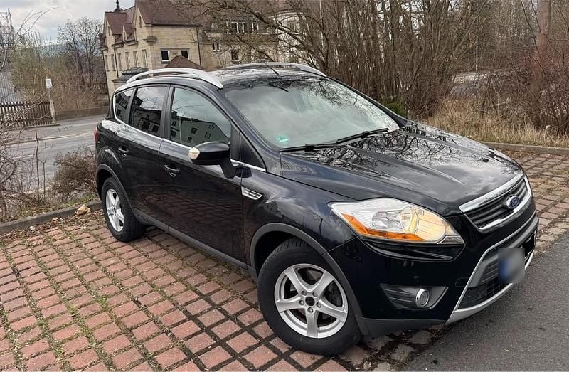 Gebraucht Ford Kuga 140 PS (102 kW) 2010 Schwarz SUV