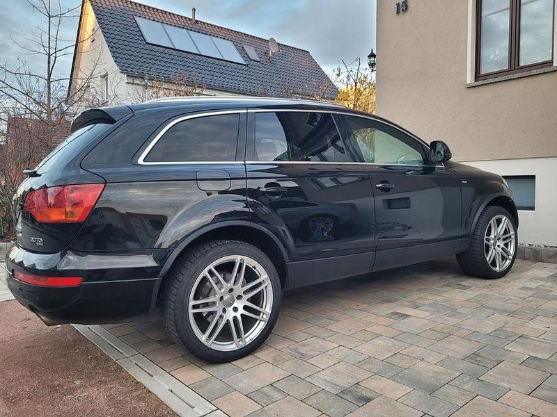 Schwarz Gebraucht 2008 Audi Q7 Sport SUV | 9.000 € (Guter Preis) - Bild 1/4