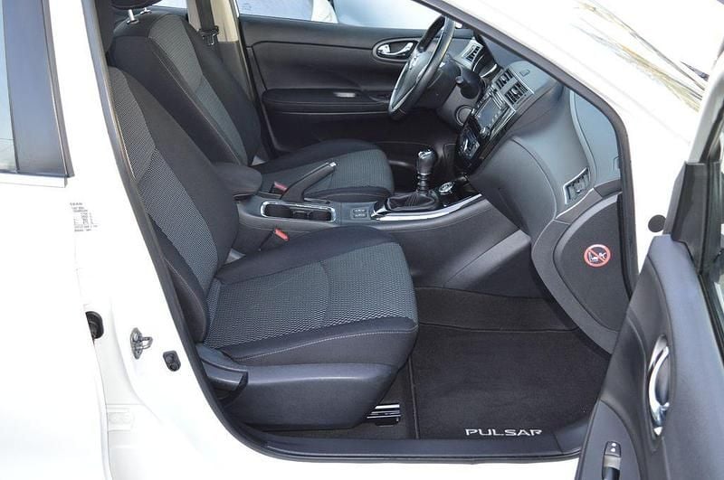 Gebraucht Nissan Pulsar Acenta 116 PS (85 kW) 2017 Weiß Kleinwagen