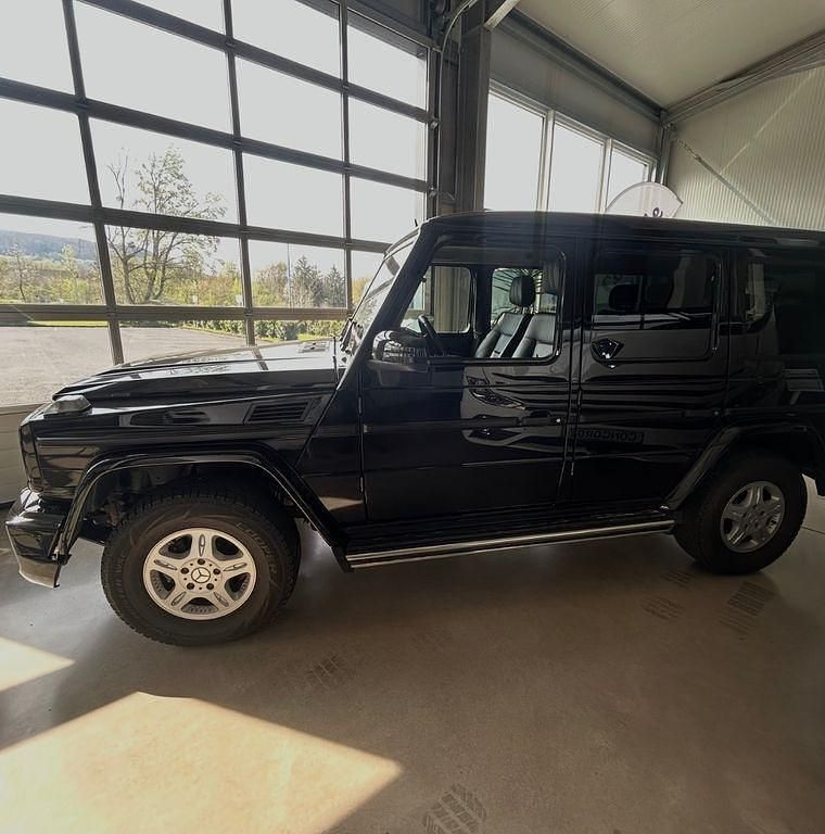 Gebraucht Mercedes G350 211 PS (155 kW) 2012 Schwarz SUV