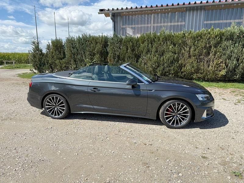 Gebraucht Audi A5 Cabriolet Advanced Plus 204 PS (150 kW) 2024 Grau Cabrio