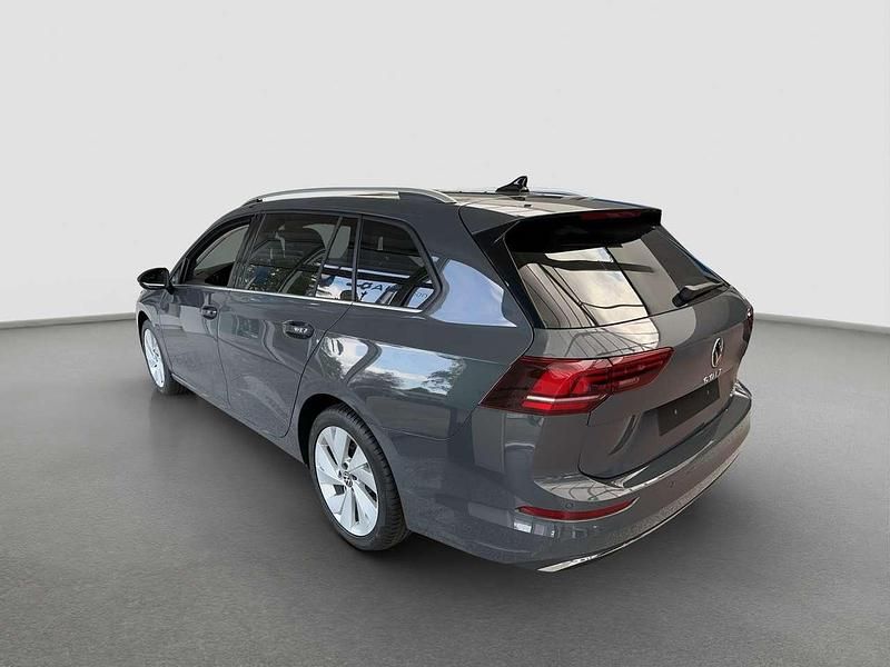 Gebraucht VW Golf VIII Style 150 PS (110 kW) 2024 Grau (delfingrau metallic) Kombi