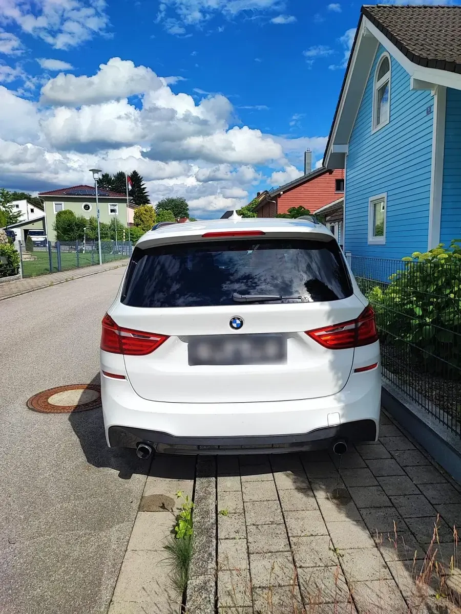 Gebraucht BMW 220 M Sport 190 PS (139 kW) 2016 Weiß Kombi