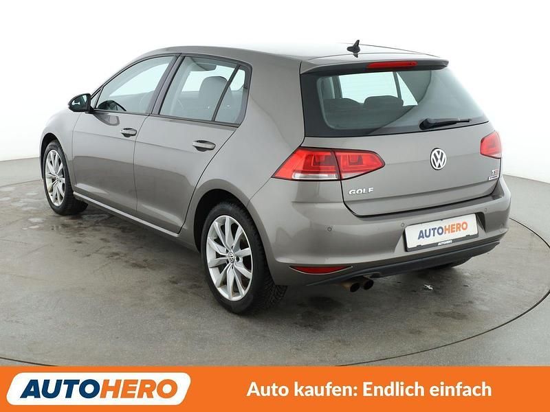 Gebraucht VW Golf Highline 150 PS (110 kW) 2016 Grau Limousine