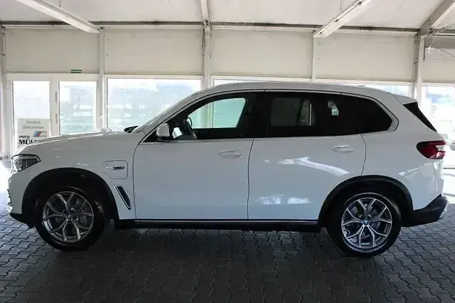 Gebraucht BMW X5 xLine 394 PS (289 kW) 2022 Alpinweiss iii SUV