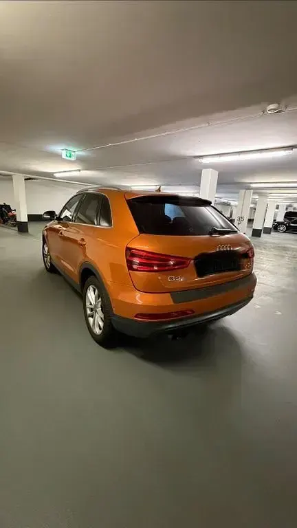 Gebraucht Audi Q3 Ambiente 177 PS (130 kW) 2011 Orange SUV