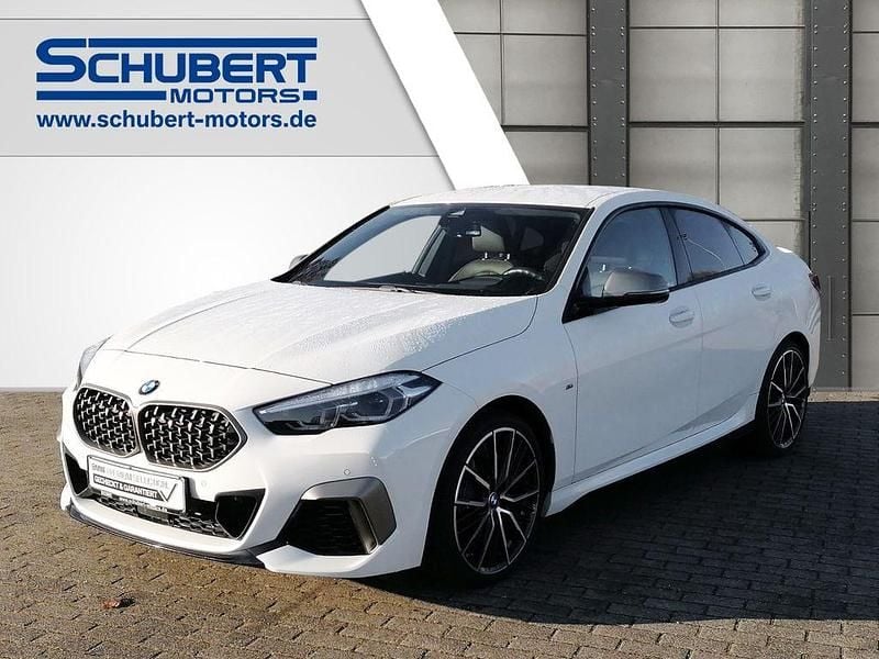 Alpinweiss iii Gebraucht 2020 BMW M235 Performance Coupé | 28.880 € (Guter Preis) - Bild 1/4