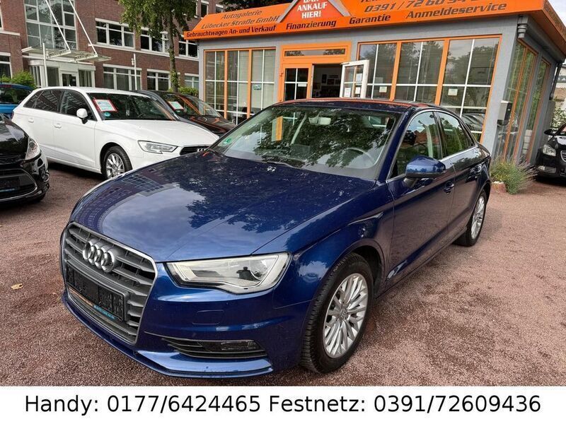 Blau Gebraucht 2015 Audi A3 Limousine | 12.990 € (Fairer Preis) - Bild 1/4