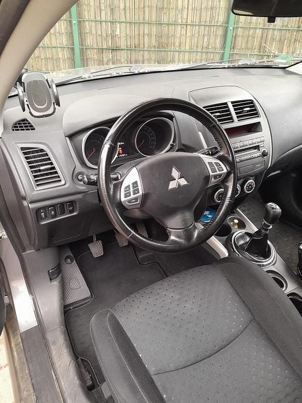 Gebraucht Mitsubishi ASX 150 PS (110 kW) 2012 Silber SUV