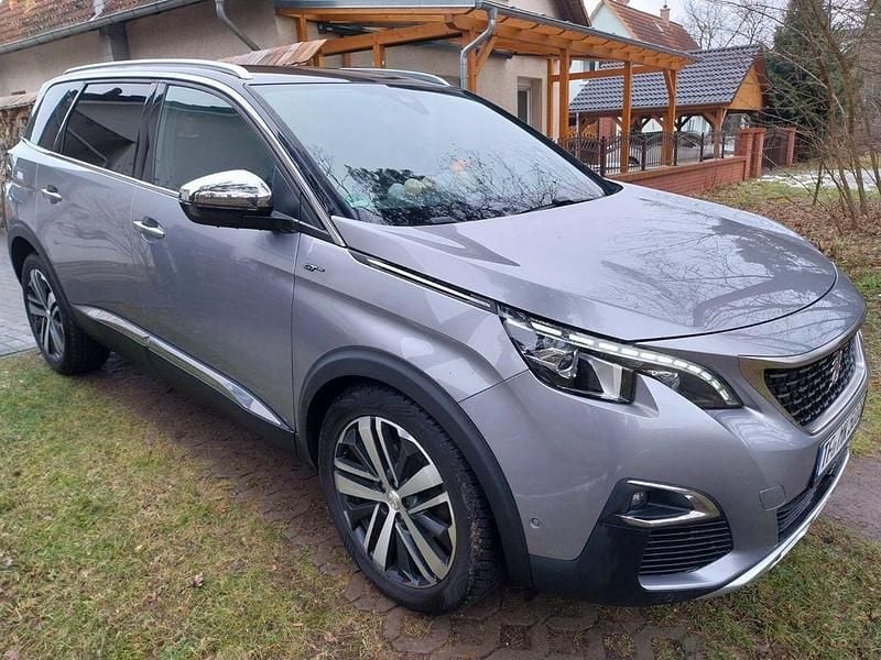 Silber Gebraucht 2017 Peugeot 5008 GT SUV | 17.500 € (Guter Preis) - Bild 1/4