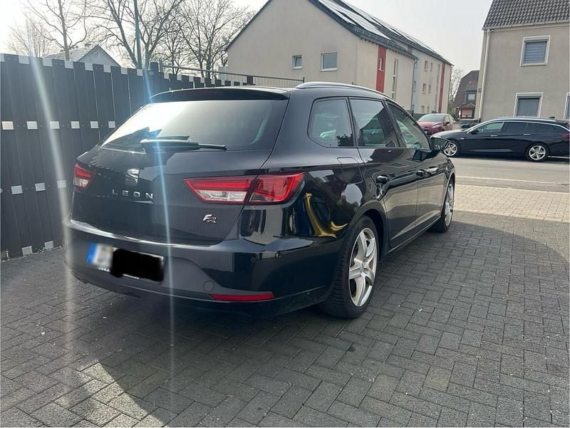 Gebraucht Seat Leon ST FR 150 PS (110 kW) 2016 Schwarz Kombi