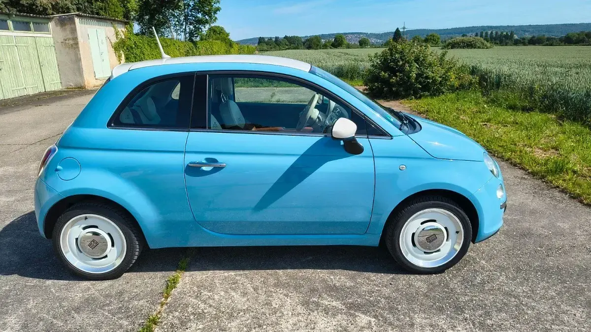 Gebraucht Fiat 500 69 PS (50 kW) 2015 Blau Kleinwagen