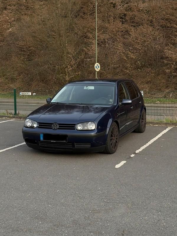 Gebraucht VW Golf IV 75 PS (55 kW) 2003 Blau Limousine