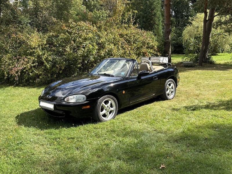 Gebraucht Mazda MX5 140 PS (102 kW) 2000 Schwarz Cabrio