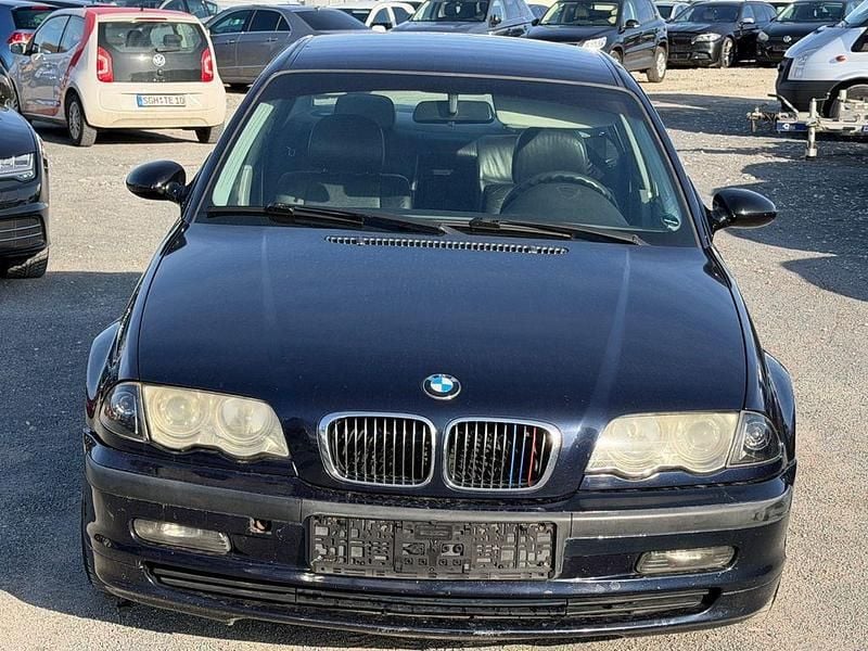 Gebraucht BMW 320 Sport Line 150 PS (110 kW) 1998 Schwarz Limousine