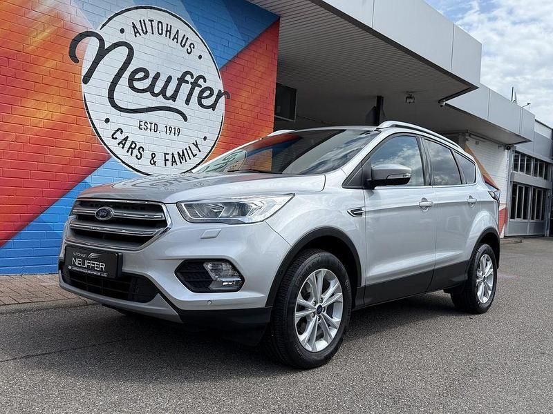 Silber Gebraucht 2019 Ford Kuga Titanium SUV | 15.999 € (Fairer Preis) - Bild 1/4
