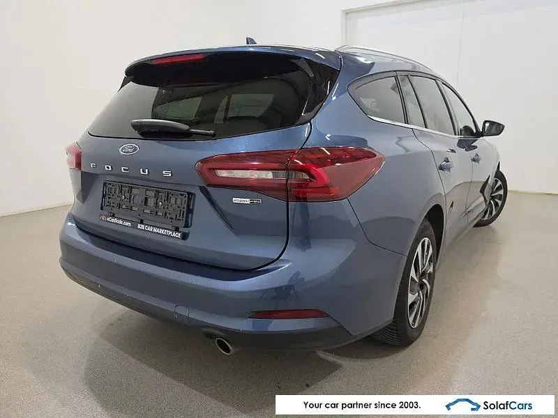 Gebraucht Ford Focus 125 PS (91 kW) 2023 Blau Limousine