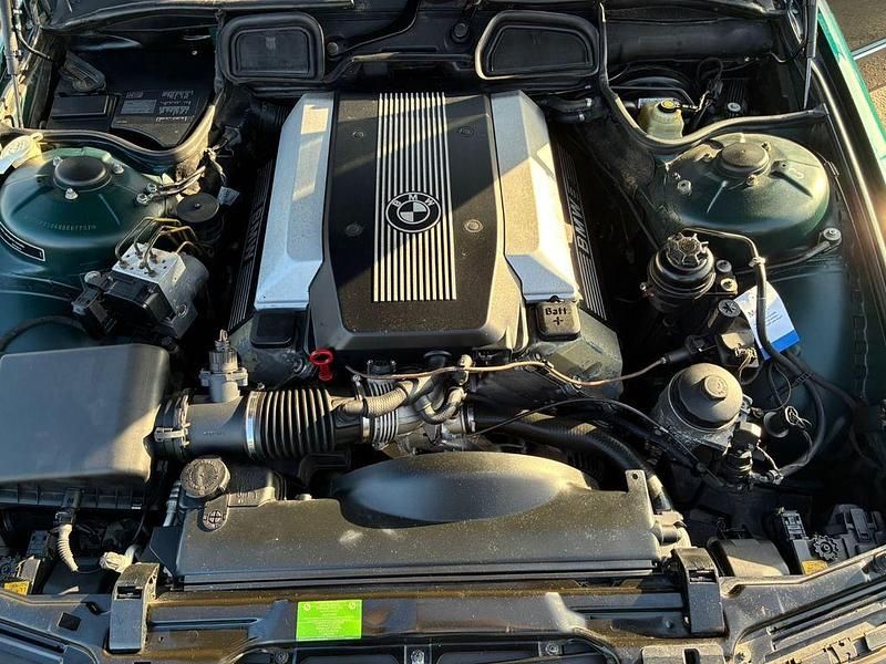 Gebraucht BMW 740 286 PS (210 kW) 1997 Grün Limousine