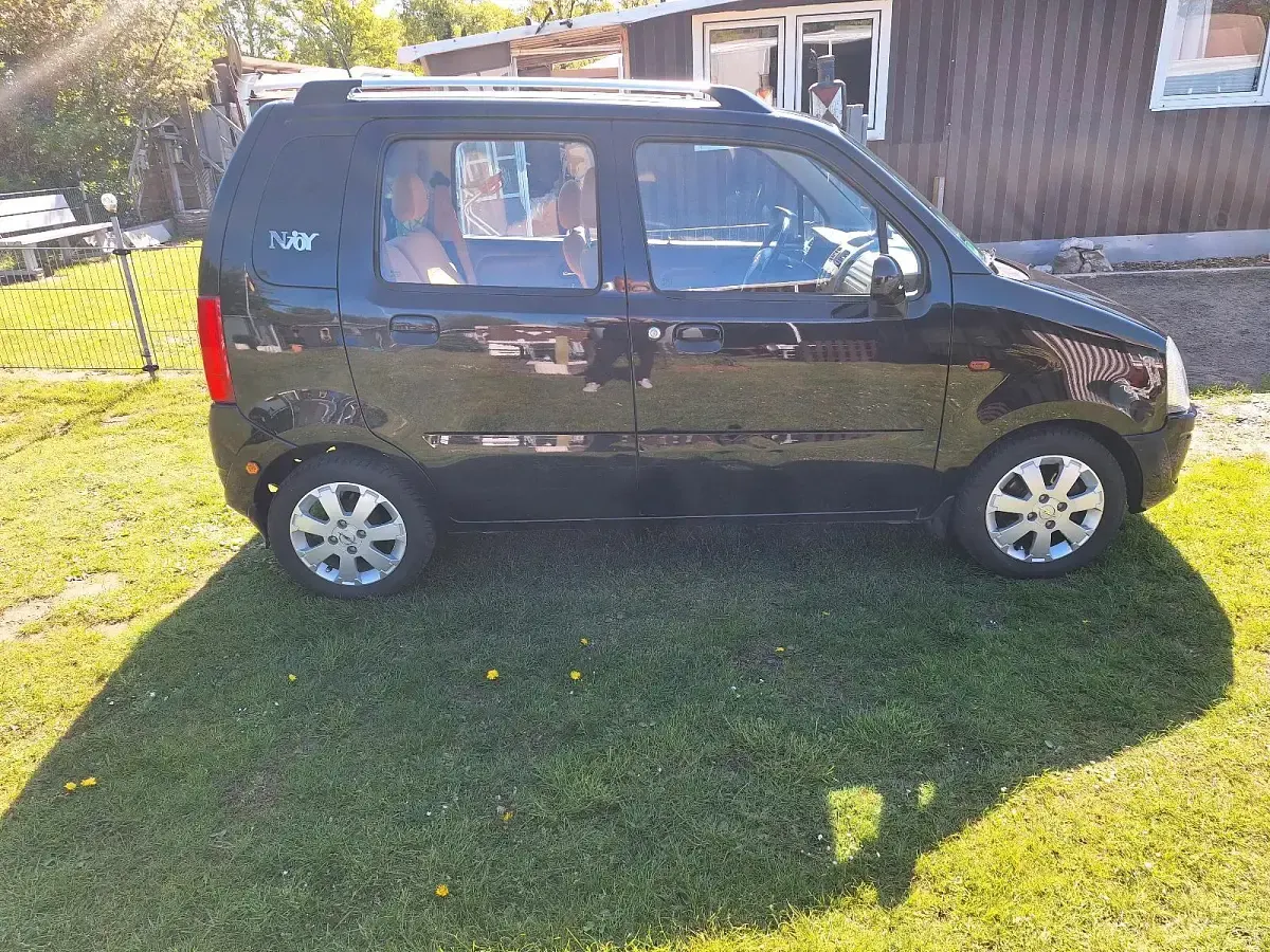 Gebraucht Opel Agila Njoy 75 PS (55 kW) 2002 Schwarz Van / Kleinbus