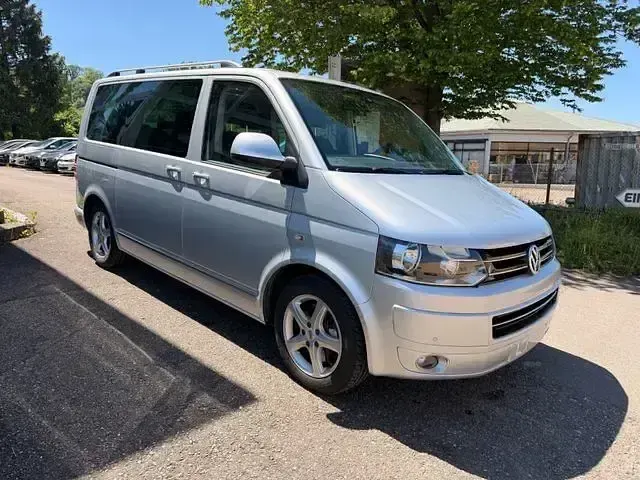 Gebraucht VW Multivan Highline 180 PS (132 kW) 2010 Silber Van / Kleinbus