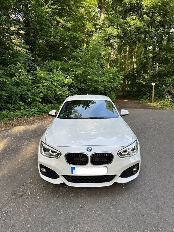Weiß Gebraucht 2015 BMW 118 M Sport Kleinwagen | 9.999 € (Fairer Preis) - Bild 1/4