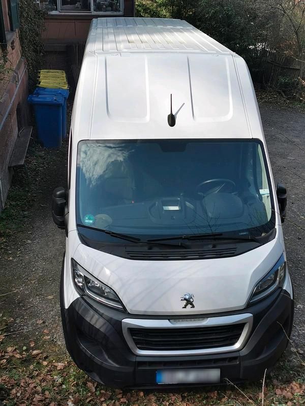 Gebraucht Peugeot Boxer 165 PS (121 kW) 2023 Weiß Van