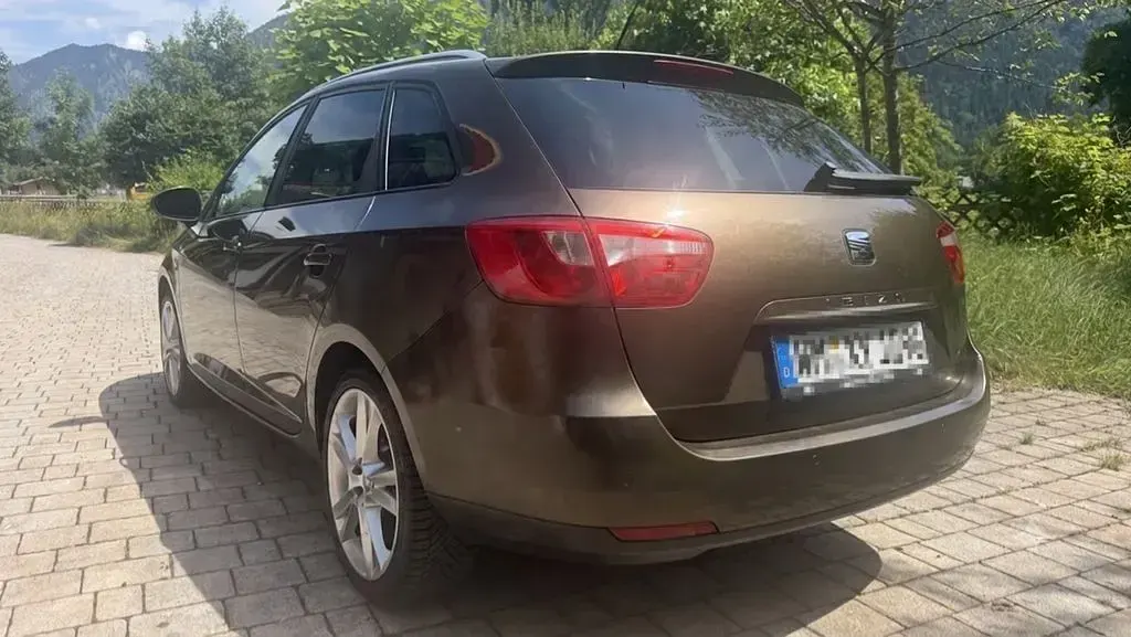 Gebraucht Seat Ibiza Sport 105 PS (77 kW) 2010 Braun Limousine