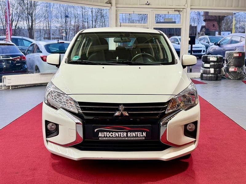 Gebraucht Mitsubishi Space Star Spirit 71 PS (52 kW) 2021 Weiß Limousine