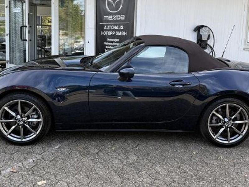 Gebraucht Mazda MX5 Kazari 184 PS (135 kW) 2023 Deep crystal blue Cabrio