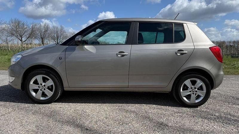 Gebraucht Skoda Fabia 86 PS (63 kW) 2014 Beige Limousine