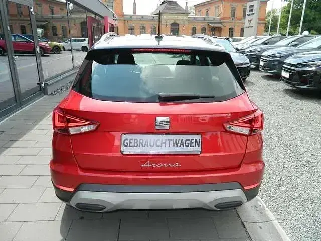 Gebraucht Seat Arona Xperience 110 PS (80 kW) 2023 Desire rot metallic dach grau SUV