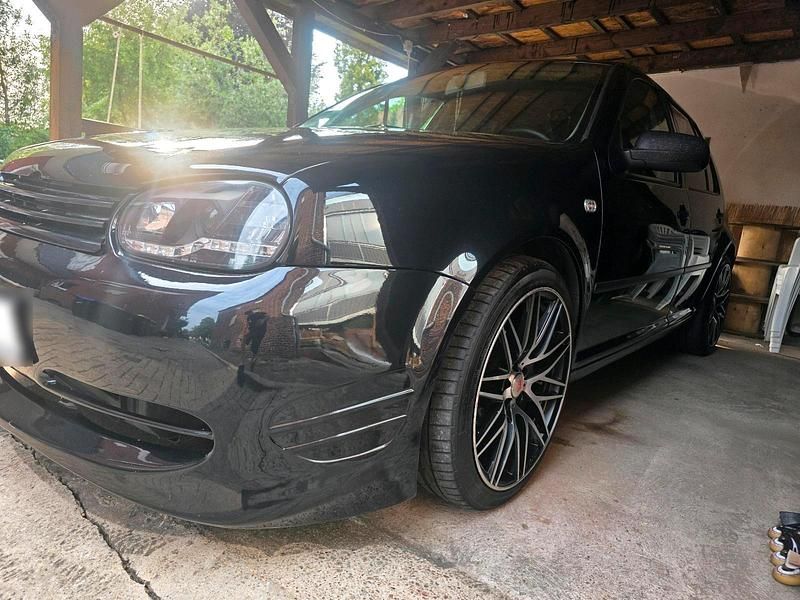 Gebraucht VW Golf IV Individual 101 PS (74 kW) 2002 Kleinwagen