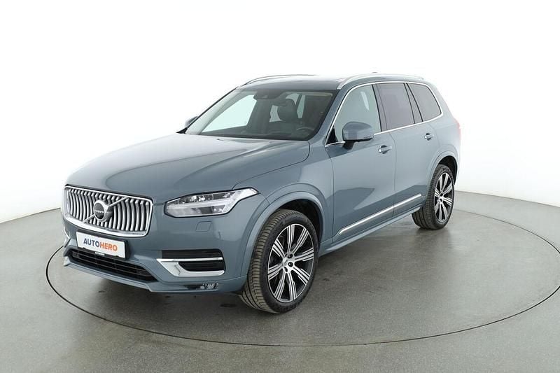 Grau Gebraucht 2020 Volvo XC90 Inscription SUV | 46.120 € (Etwas zu teuer) - Bild 1/3