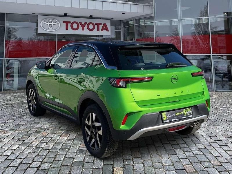 Gebraucht Opel Mokka Elegance 131 PS (96 kW) 2023 Matcha green/ikone gruen SUV