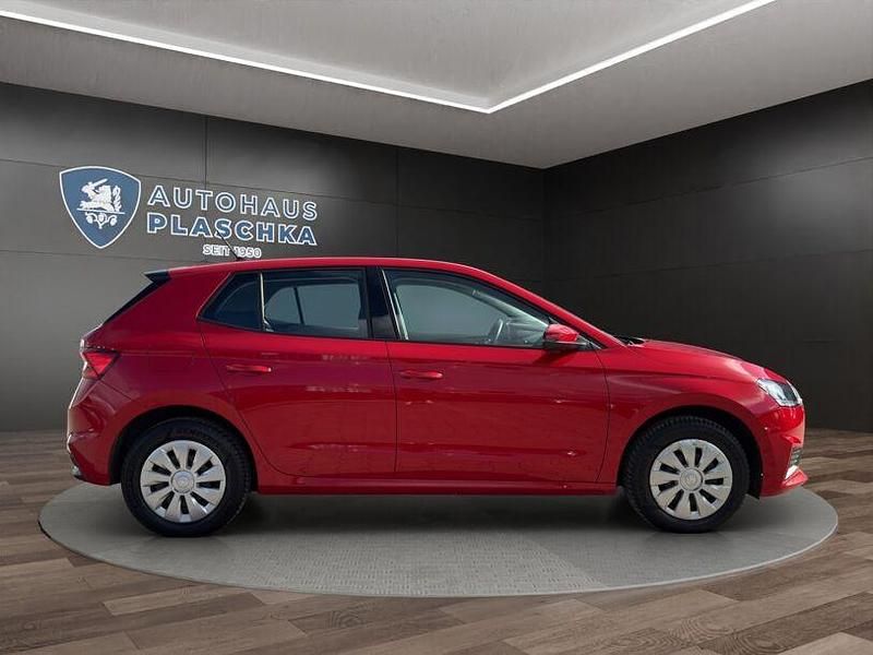 Gebraucht Skoda Fabia Ambition 110 PS (80 kW) 2023 Velvetrot Kleinwagen