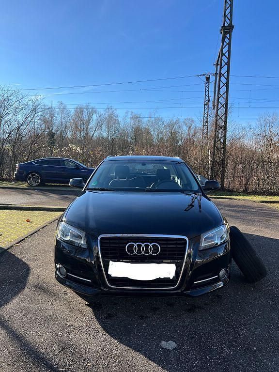 Schwarz Gebraucht 2012 Audi A3 Sport Limousine | 5.550 € (Superpreis) - Bild 1/4