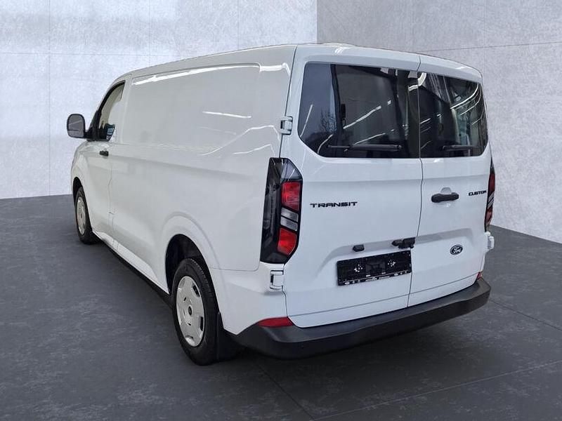 Gebraucht Ford Transit Custom Trend 110 PS (80 kW) 2024 Frostweiß Van