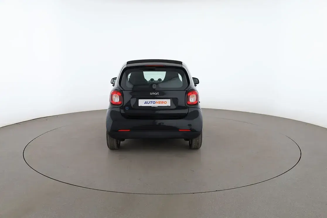 Gebraucht Smart ForTwo Coupé 60 kW (82 PS) 2020 Schwarz Kleinwagen