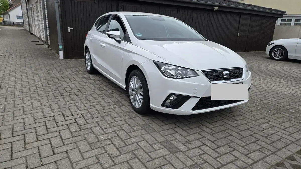 Gebraucht Seat Ibiza Style 95 PS (69 kW) 2017 Weiß Kleinwagen