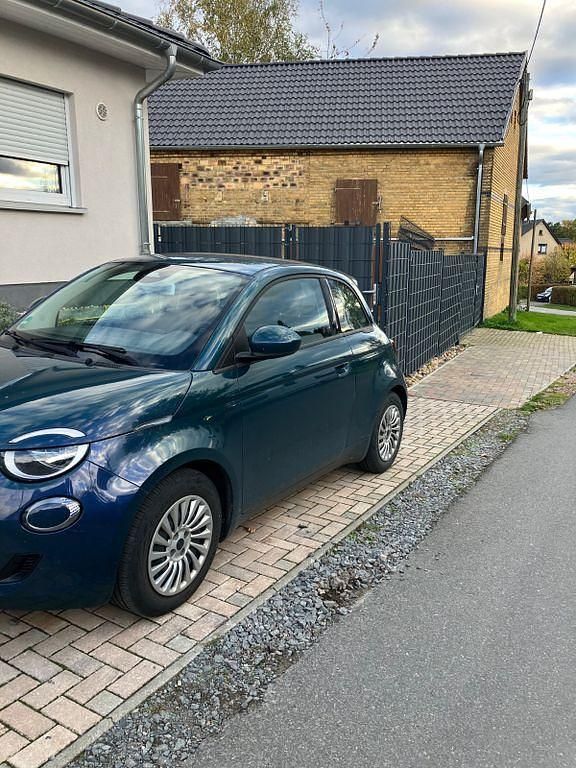 Grün Gebraucht 2021 Fiat 500e Red Limousine | 12.500 € (Fairer Preis) - Bild 1/4