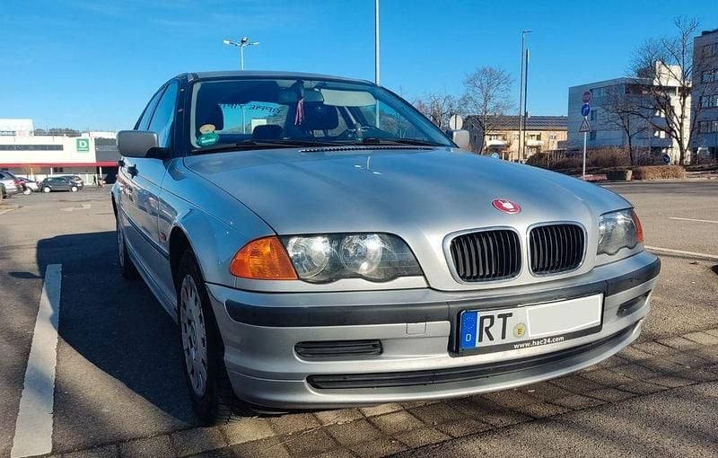 Gebraucht BMW 318 118 PS (86 kW) 1998 Silber Limousine