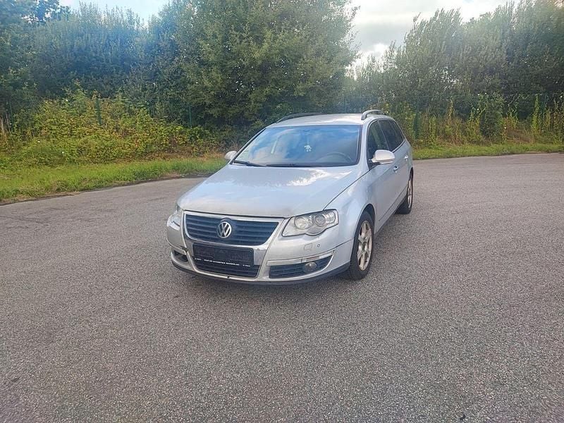 Silber Gebraucht 2006 VW Passat Sportline Kombi | 1.450 € (Guter Preis) - Bild 1/4