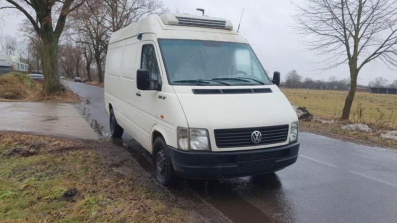 Second-hand VW LT 109 CP (80 kW) 2006 Alb Monovolum