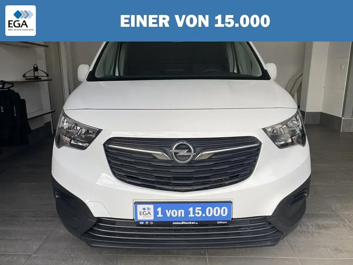 Usata Opel Combo Edition 102 CV (75 kW) 2021 Bianco Monovolume