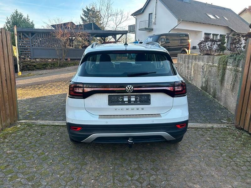 Gebraucht VW T-Cross Life 116 PS (85 kW) 2020 Weiß SUV