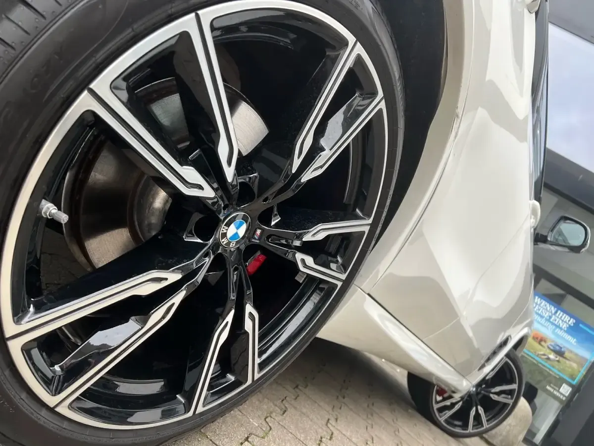 Gebraucht BMW X5 M Sport 286 PS (210 kW) 2025 Weiß SUV