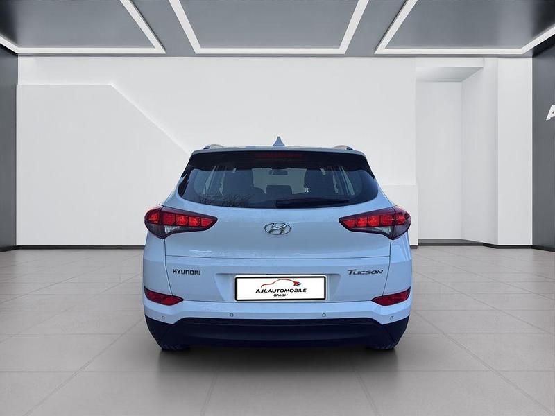 Gebraucht Hyundai Tucson 132 PS (97 kW) 2018 Weiß SUV