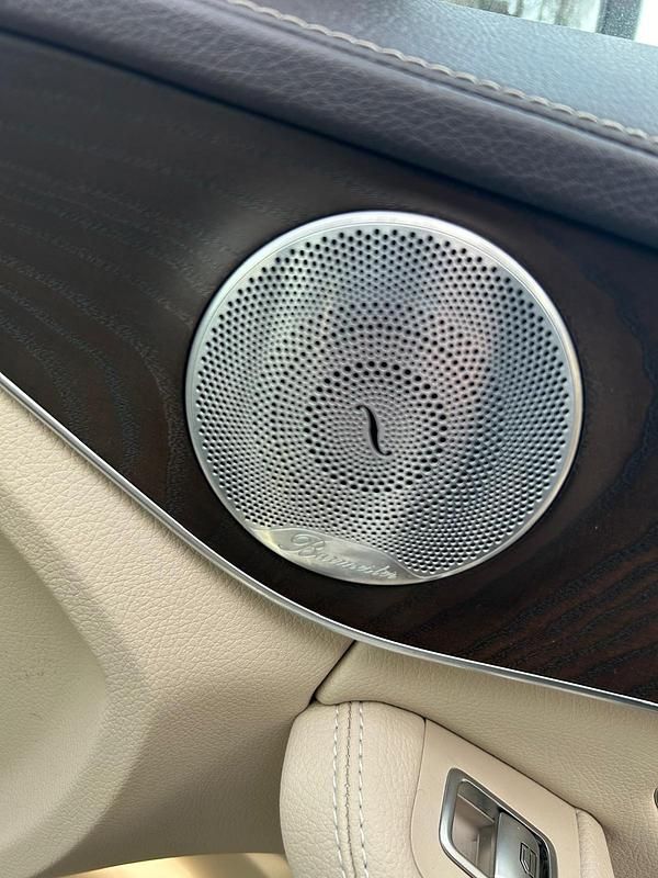 Gebraucht Mercedes C220 194 PS (142 kW) 2020 Weiß Limousine